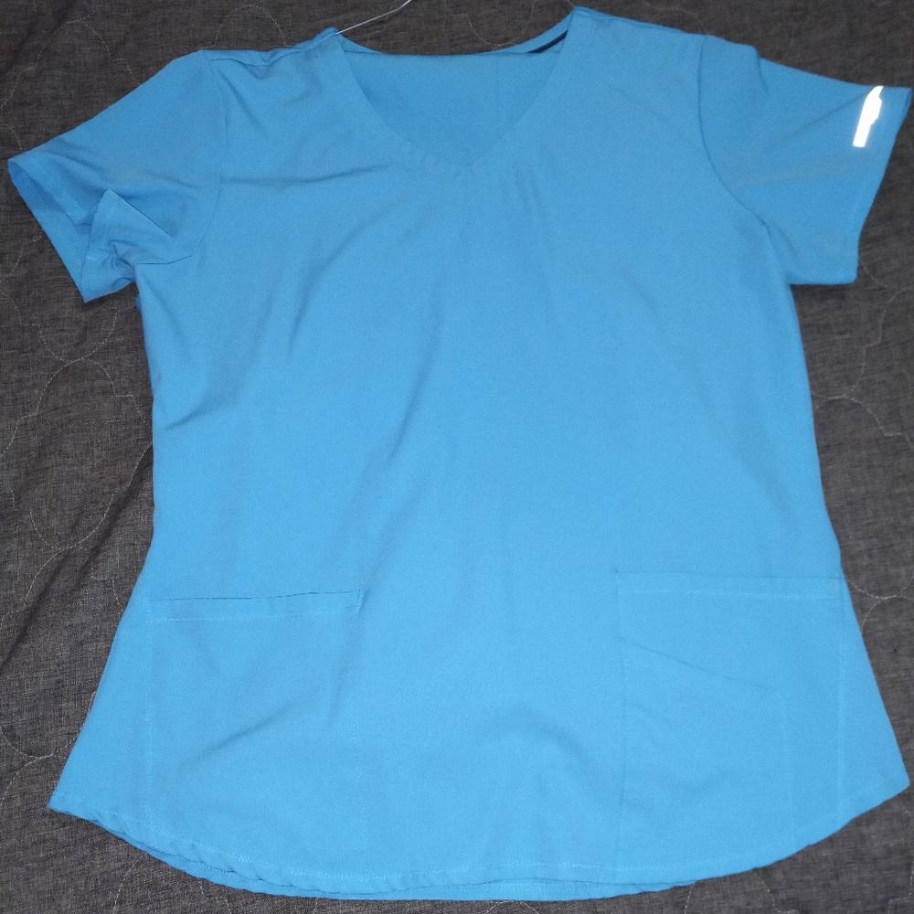 Skechers scrub set Top LG Bottom MP